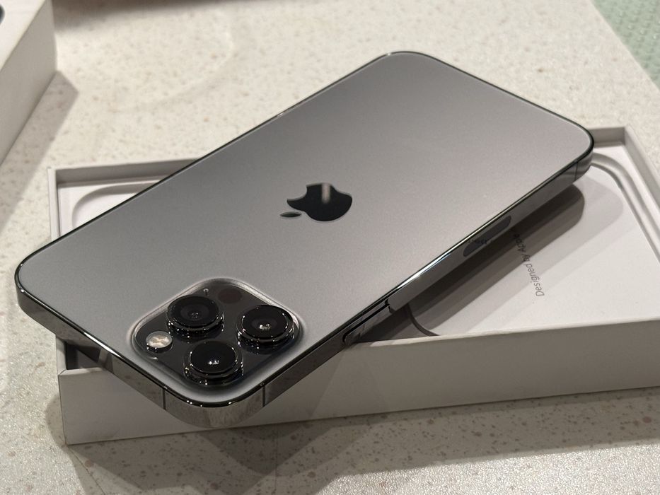 iPhone 12 Pro Max 256GB Graphite – Като НОВ, 100% Батерия