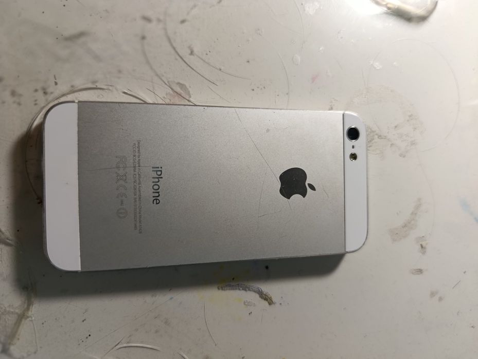 Обменяю iPhone 5