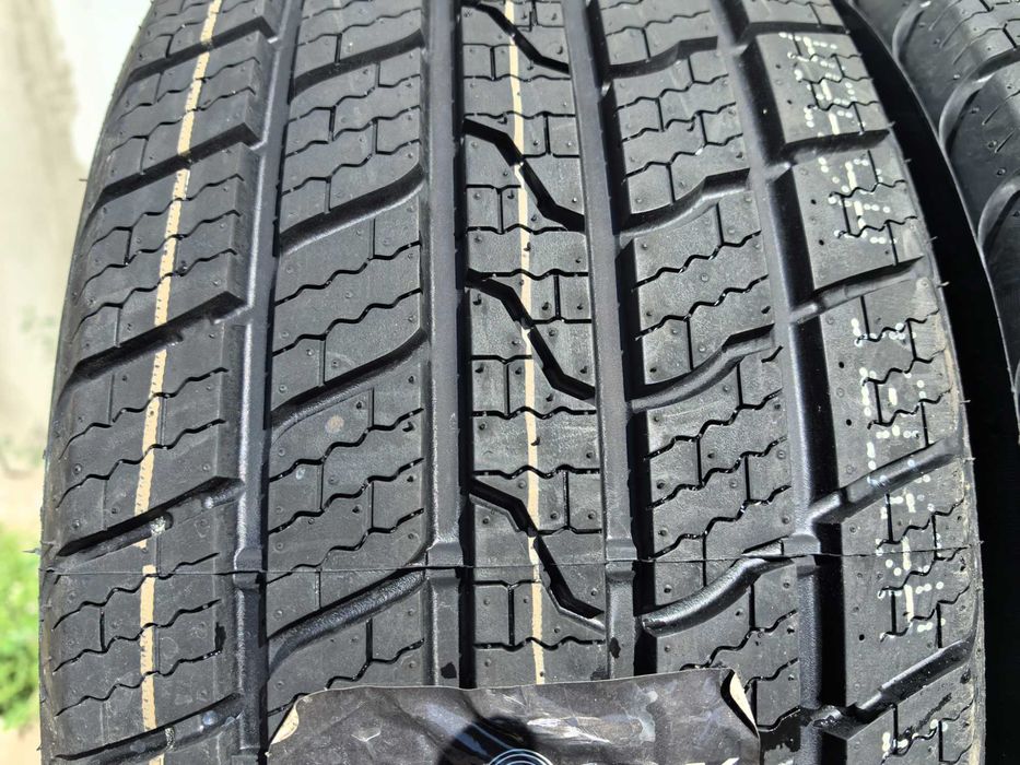 225/45/17 Роял Бляк ДОТ 2023 г - 4 Сезона !