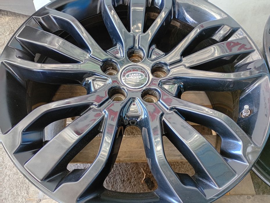 Топ състояние 21 -5x120 ET49 9.5j Range Rover sport