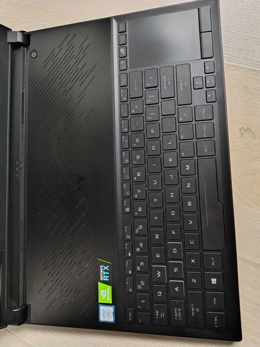 ASUS Zephyrus S15 Intel i7 9750H, 24GB RAM, 1TB SSD, 15", RTX 2070