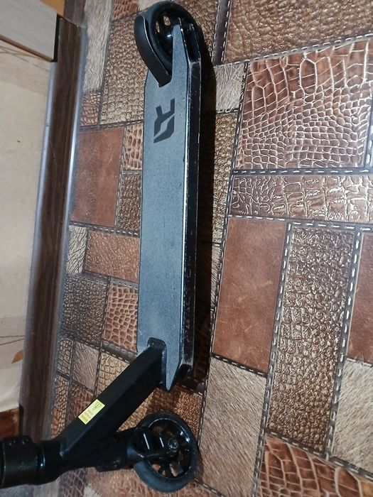 Самокат Reaction