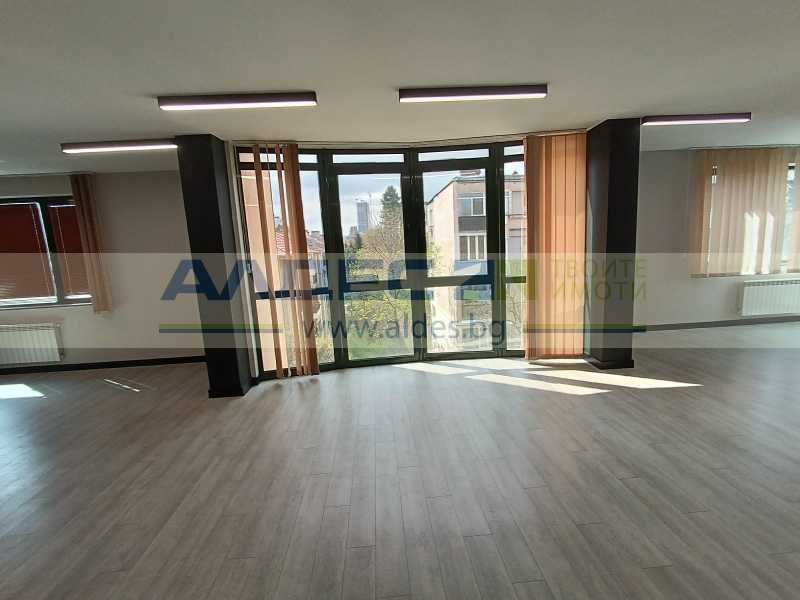 Дава се под наем Офис в София, Лозенец - 106 кв.м за 1416 € - Снимка #1