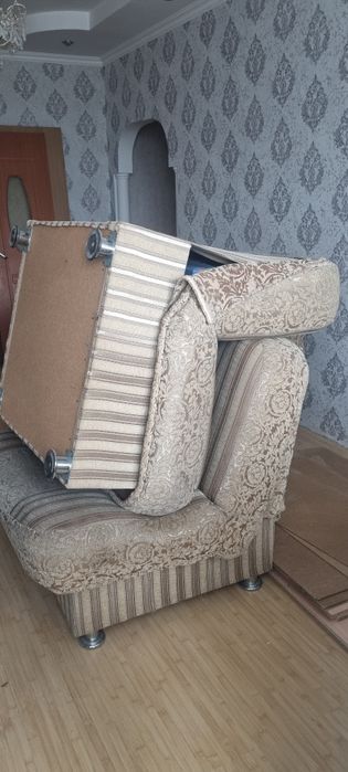 Диван с креслами