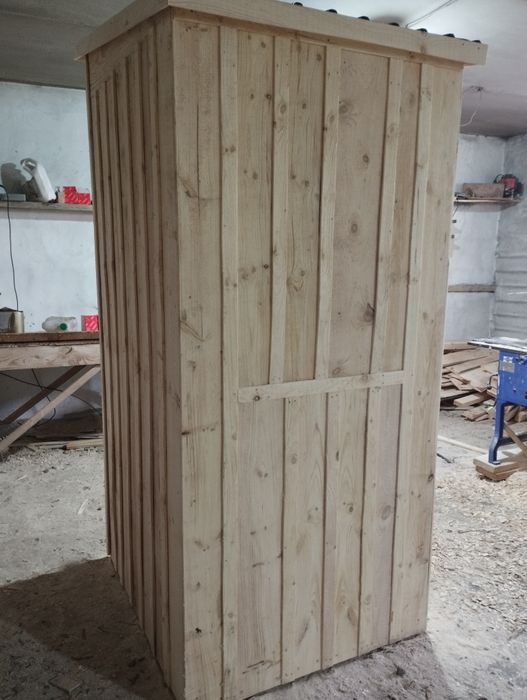 Уличные туалеты.