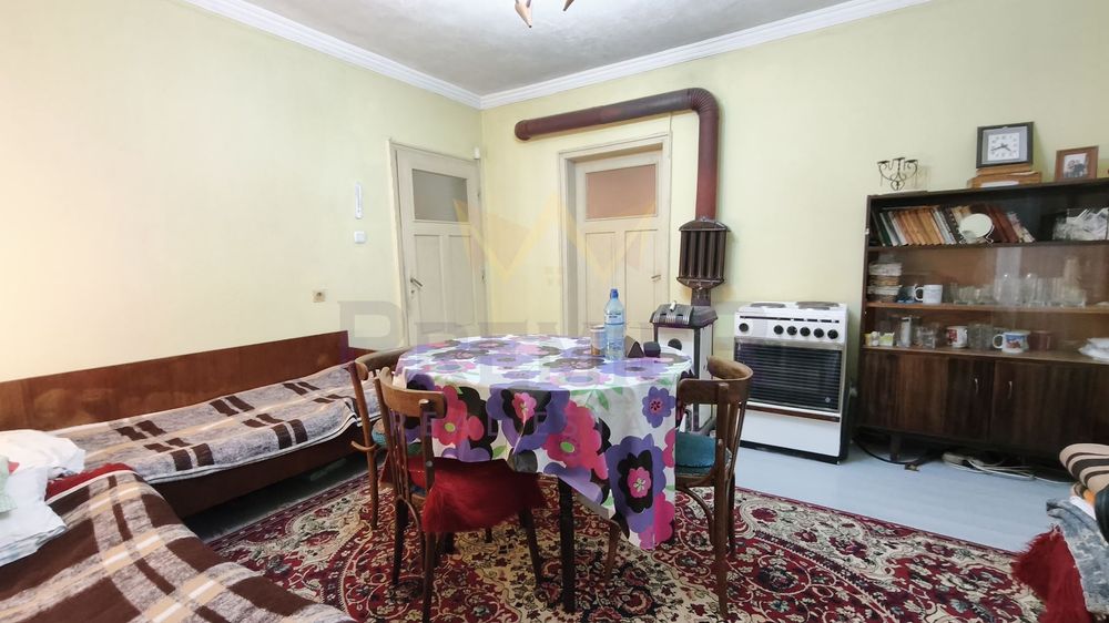 Продава се Къща в Смядово - 313 кв.м за 139 €/кв.м - Снимка #5