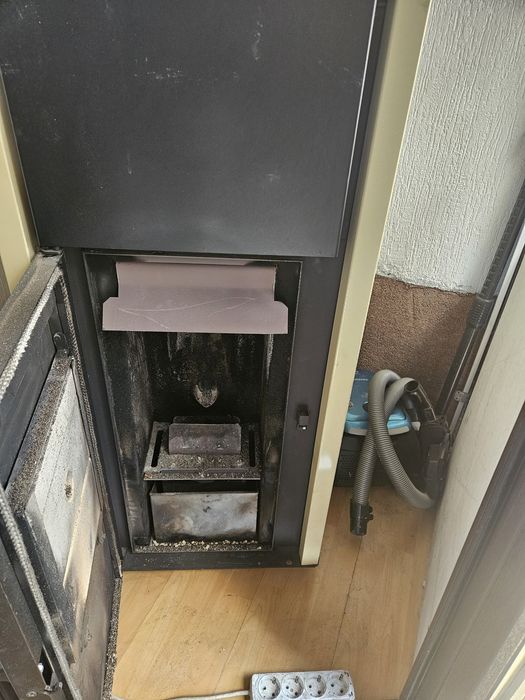 Centrala Peleti Fornello Fiama 25KW folosita o iarna