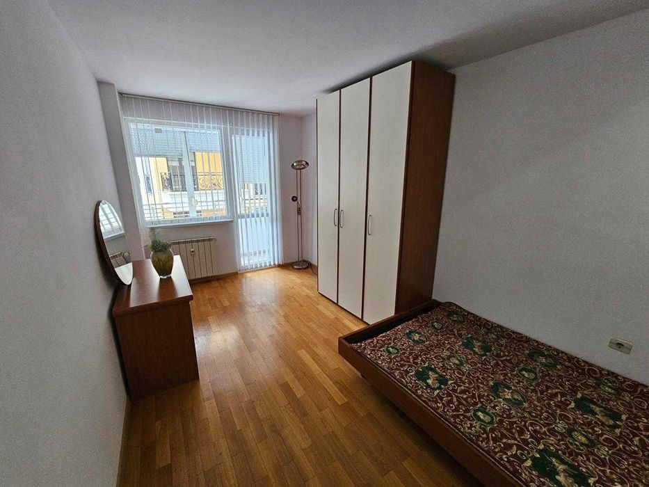 Продава се Тристаен апартамент в Пловдив, Кършияка - 134 кв.м за 2090 €/кв.м - Снимка #2