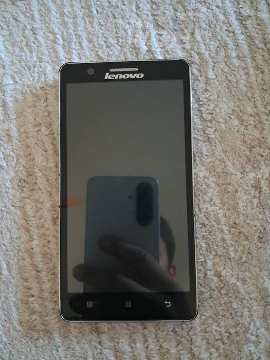 Прдам телефон леново