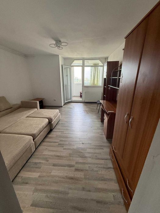 Garsoniera de închiriat