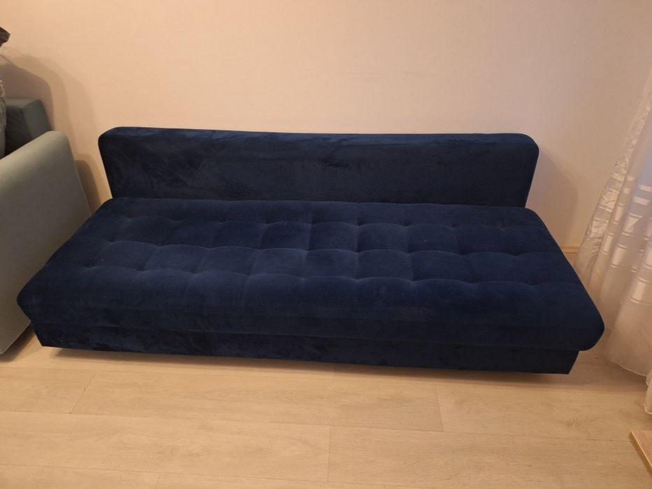 Canapea extensibila catifea albastru inchis