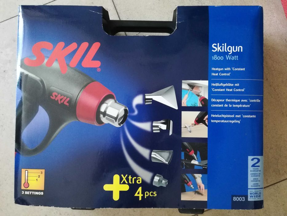 Пистолет за горещ въздух SKIL 8003,мощност 1800 W,куфар с 4 приставки