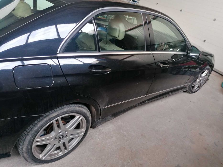 Mercedes e350 W212 265к.с OM642852 AMG Пакет  на части