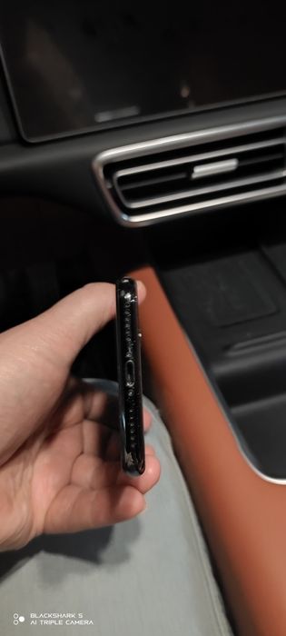 Продам Iphone X (64gb) (EAC)