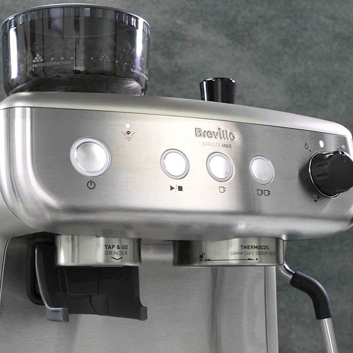 Еспресо машина Breville Barista Max с вградена кафемелачка