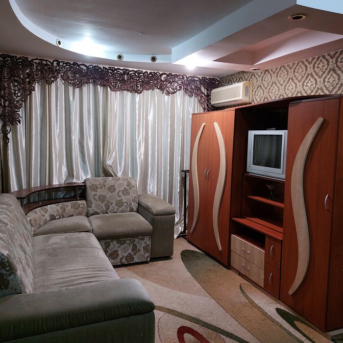 Продам стенку недорого