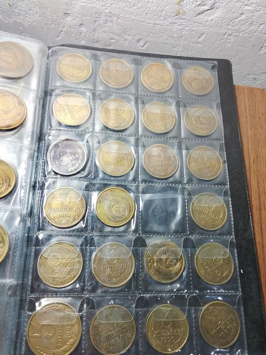 Tanga medal va zinachoklar kamyob uchraydigan  tangalar hammasi optom