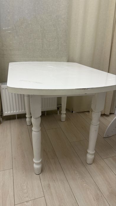 Срочно продам стол