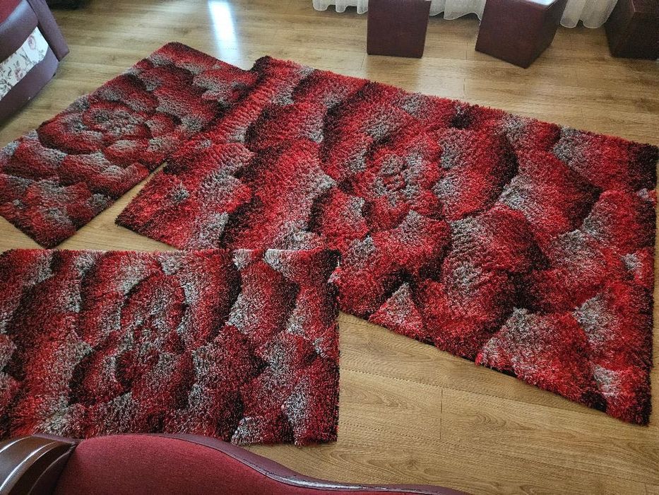 Set 3 covoare model 3D. Dimensiuni 160/230 și 80/150 (2 bucăți).