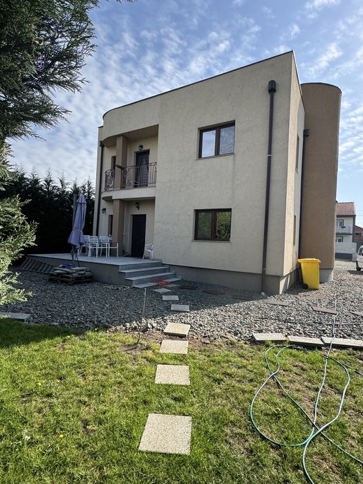 Casa de vanzare zona Aradul Nou