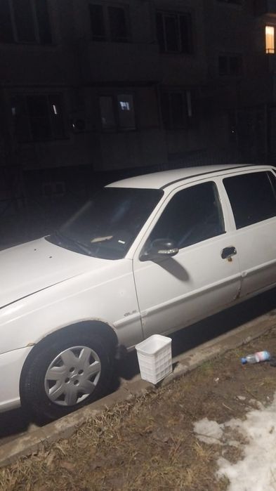 Продам машину Daewoo nexia