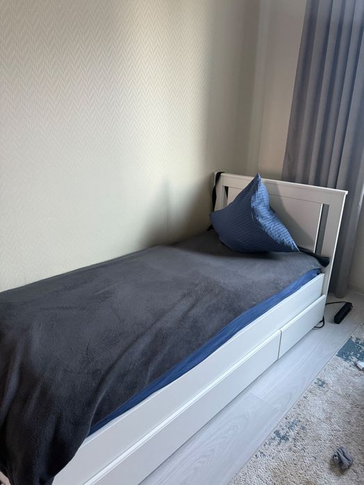 Продам кровать ikea