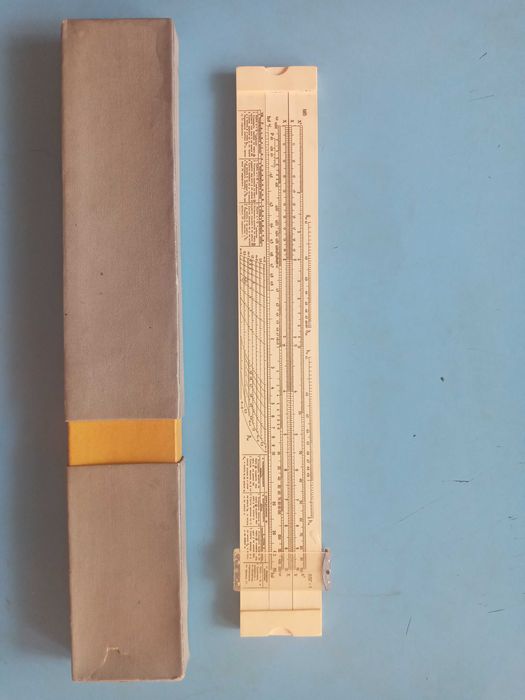 Логарифмическая линейка