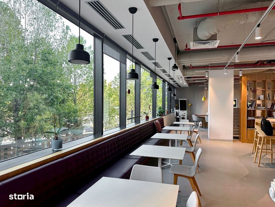 Rezervați un loc de lucru în Spaces Business Garden