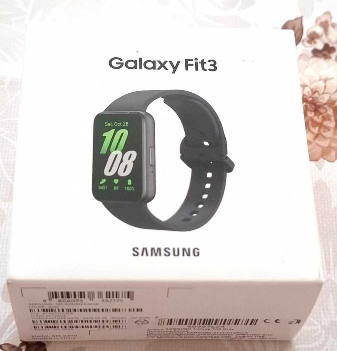 Смарт гривна Samsung Galaxy Fit3