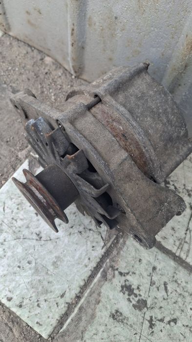 Запчаст для ауди