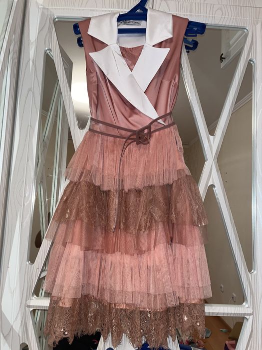 Платья нежная