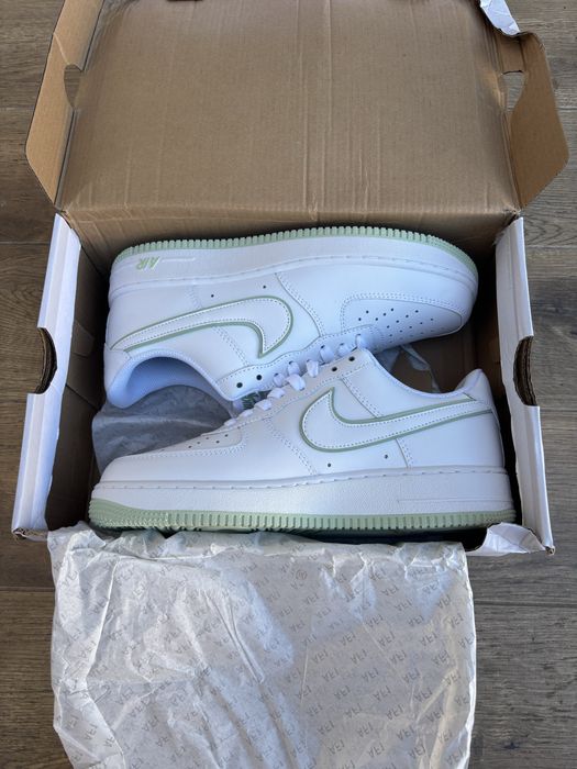 Nike air force 1 university green