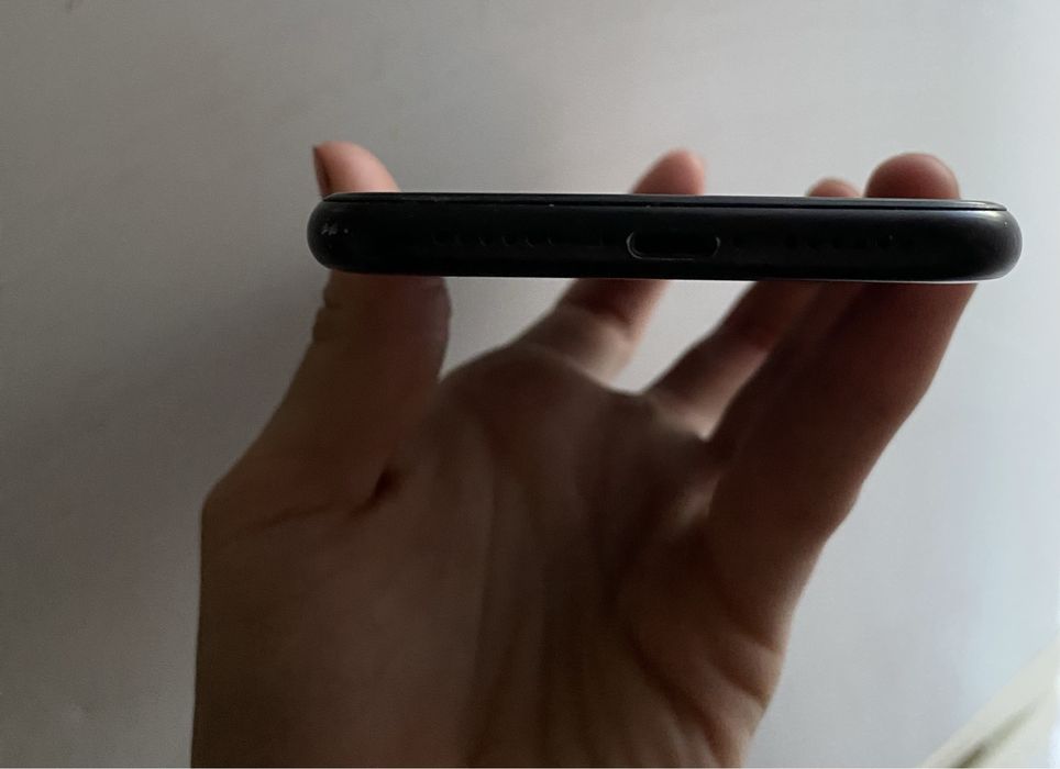 Apple iPhone XR.