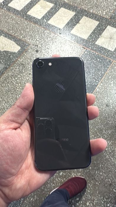 В продаже Айфон 8. 64Gb