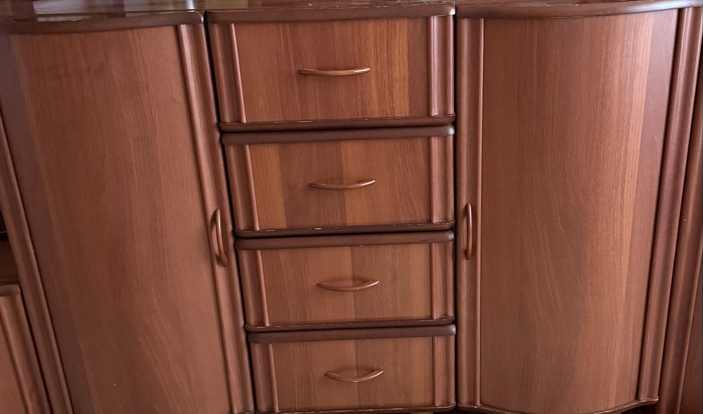 Сервант, комод, шкаф для одежды