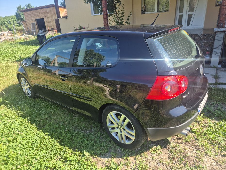 Vând Golf 5 din 2007