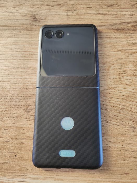 Продаю. Motorola razr 40 ultra