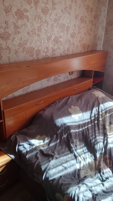 Отдам кровать б/у