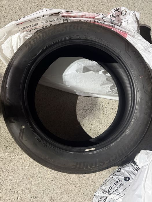 4x Bridgestone Turanza 6 225/55 R19 99V DOT 0326