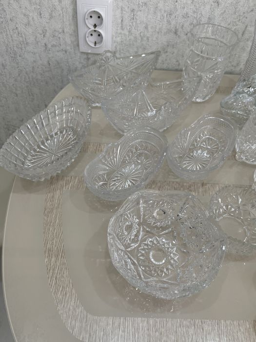Продается набор хрустальной посуды