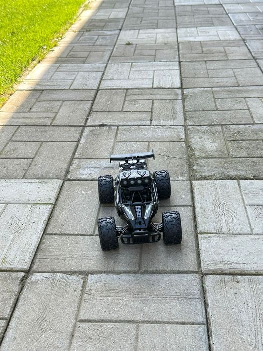 Mașinuță cu telecomanda