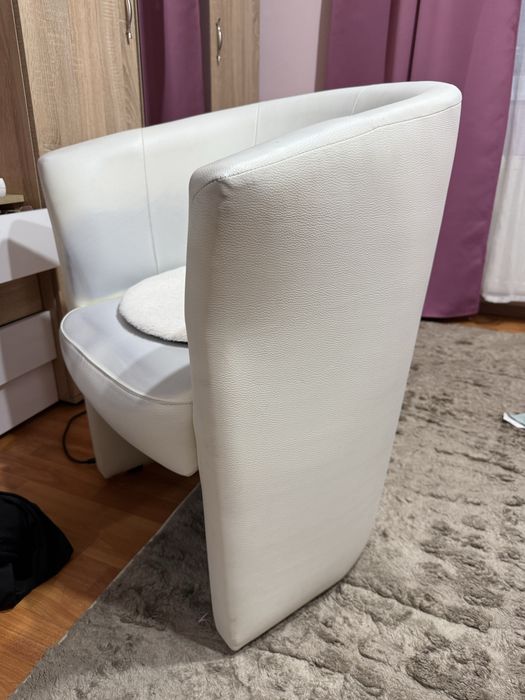 Кожен фотьойл.
