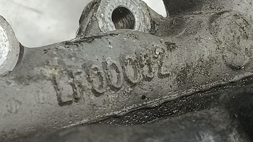 Galerie admisie stanga 3.0 cdi OM 642 Lf00052 Mercedes-Benz C-Class W