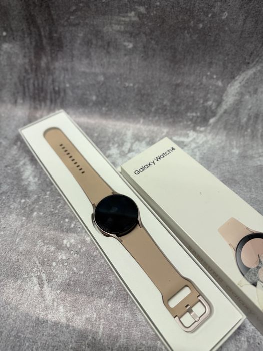 Samsung Watch 4/40mm(Сатпаев Абая 63,1)Лот 118/5400