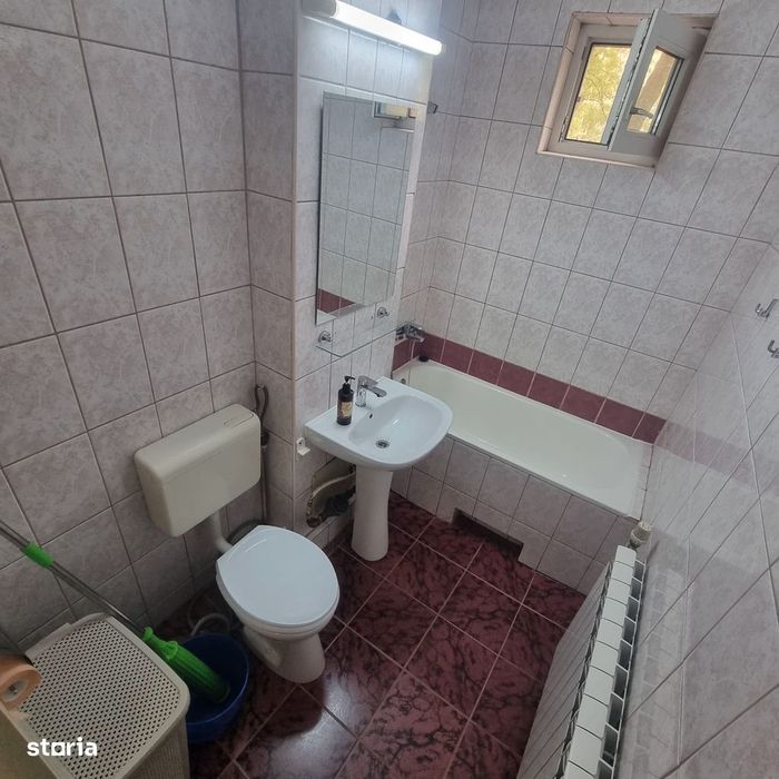 3 camere , decomandat, 60 mp , garaj, Gheorgheni, zona Hotel Royal