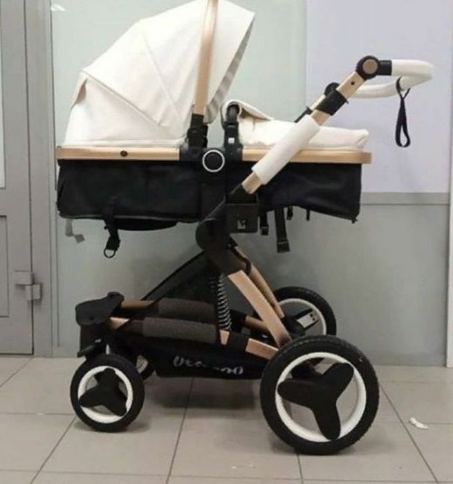 Коляска зима-лето экокожа