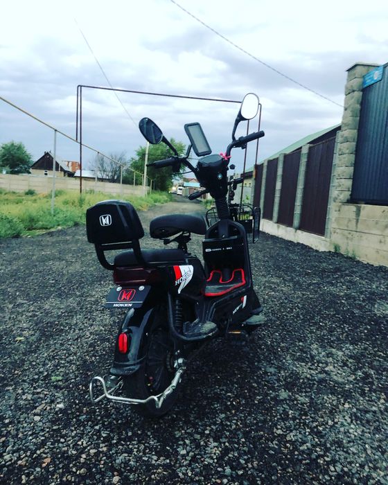 Скутер     Hoken.