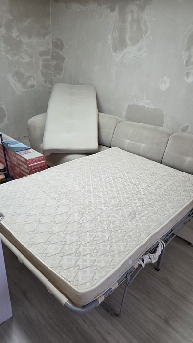 Продам диван 3 метра