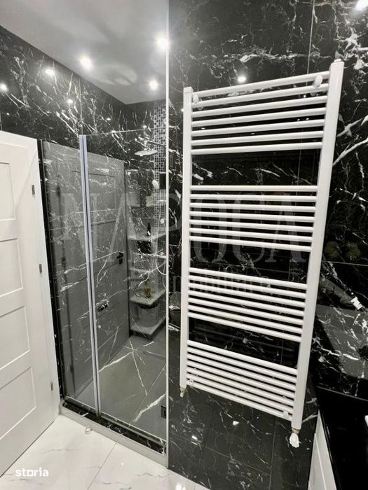 Apartament 3 camere de vanzare in Floresti