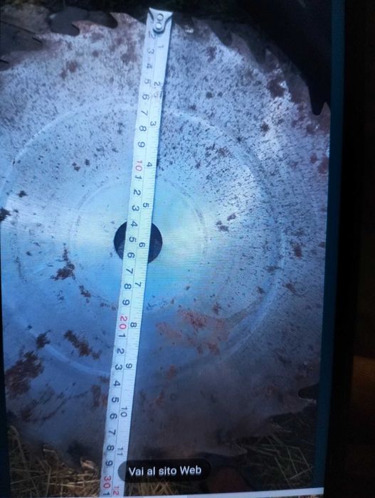 Moară cu ciocanele cu circular